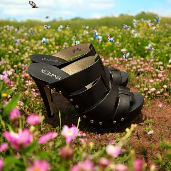 Michael Kors Black Stiletto Heels with Strappy Design - Picture 2 of 9